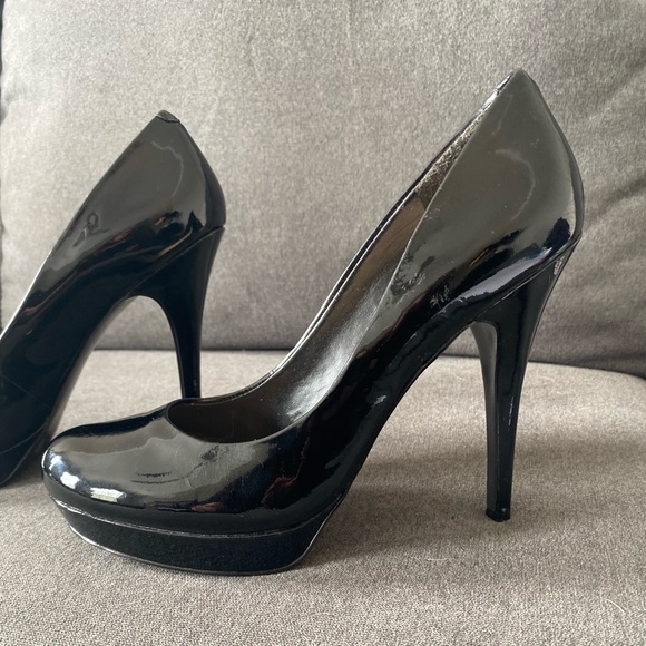 Arturo Chiang Black Orina Pumps, Sz 8, ECU - Picture 8 of 10